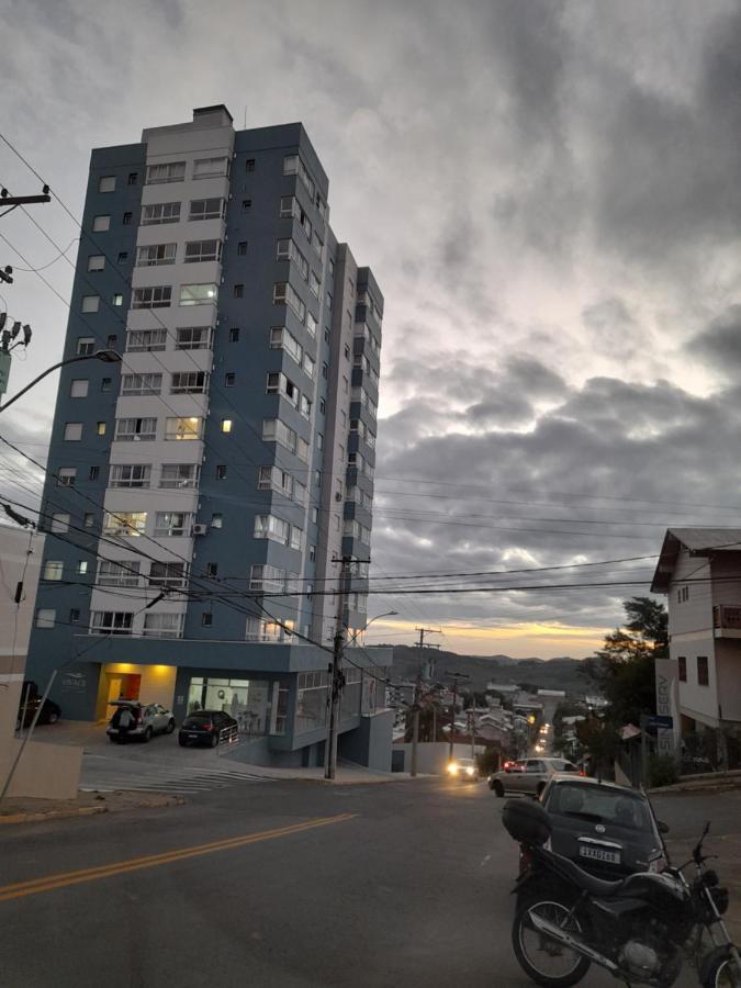 Apartamento Bem Localizado เบงโต กองซัลเวส ภายนอก รูปภาพ
